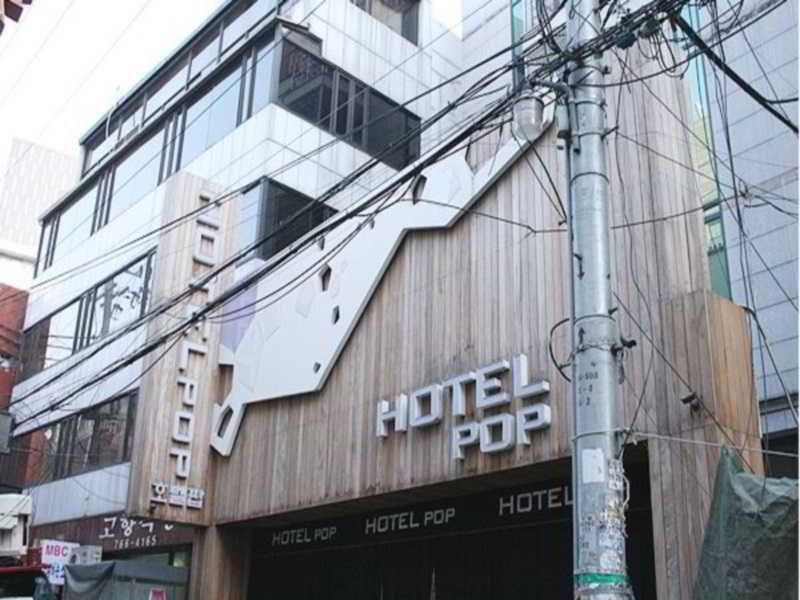 Hotel Pop Jongno Seoul Bagian luar foto